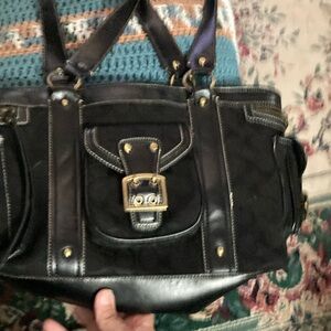 Coach, black bag very nice and in great condition.